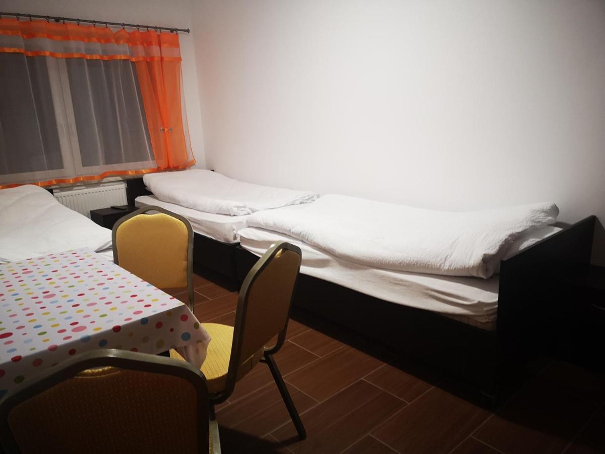 Pokoje O Wysokim Standardzie Słupsk Buitenkant foto
