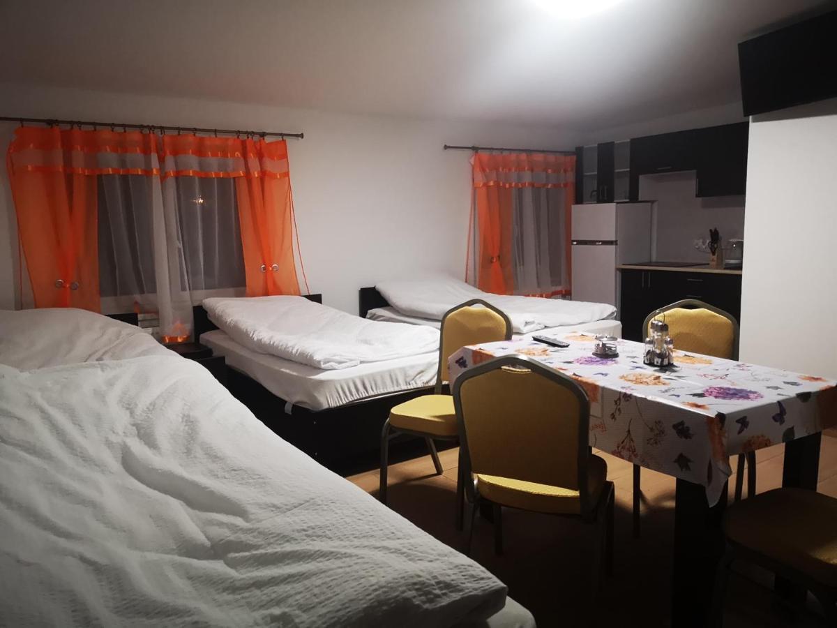 Pokoje O Wysokim Standardzie Słupsk Buitenkant foto